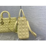 DIOR Lady's latest flip sheepskin seven compartments